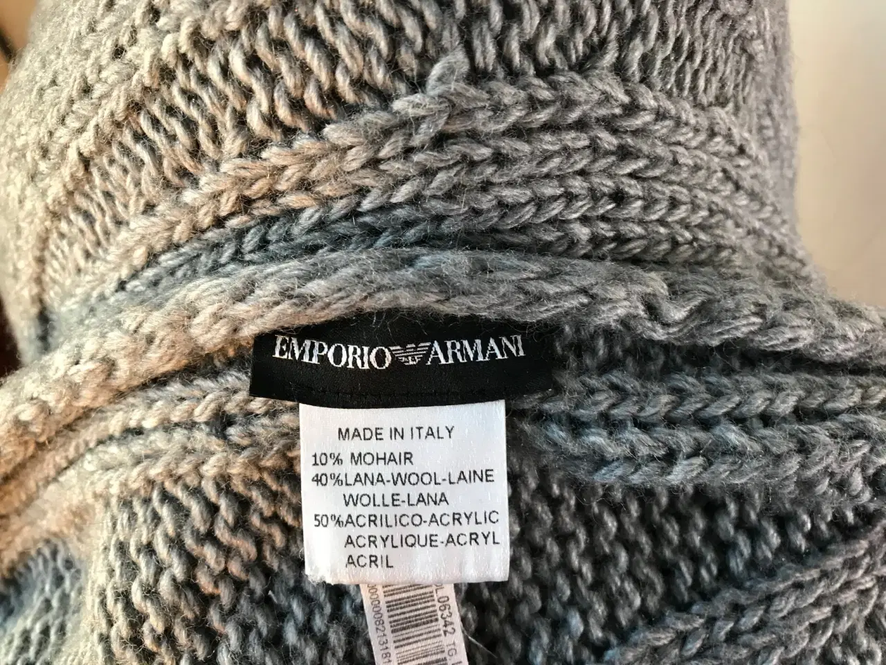 Billede 6 - Emporio Armani, sjal, str one size