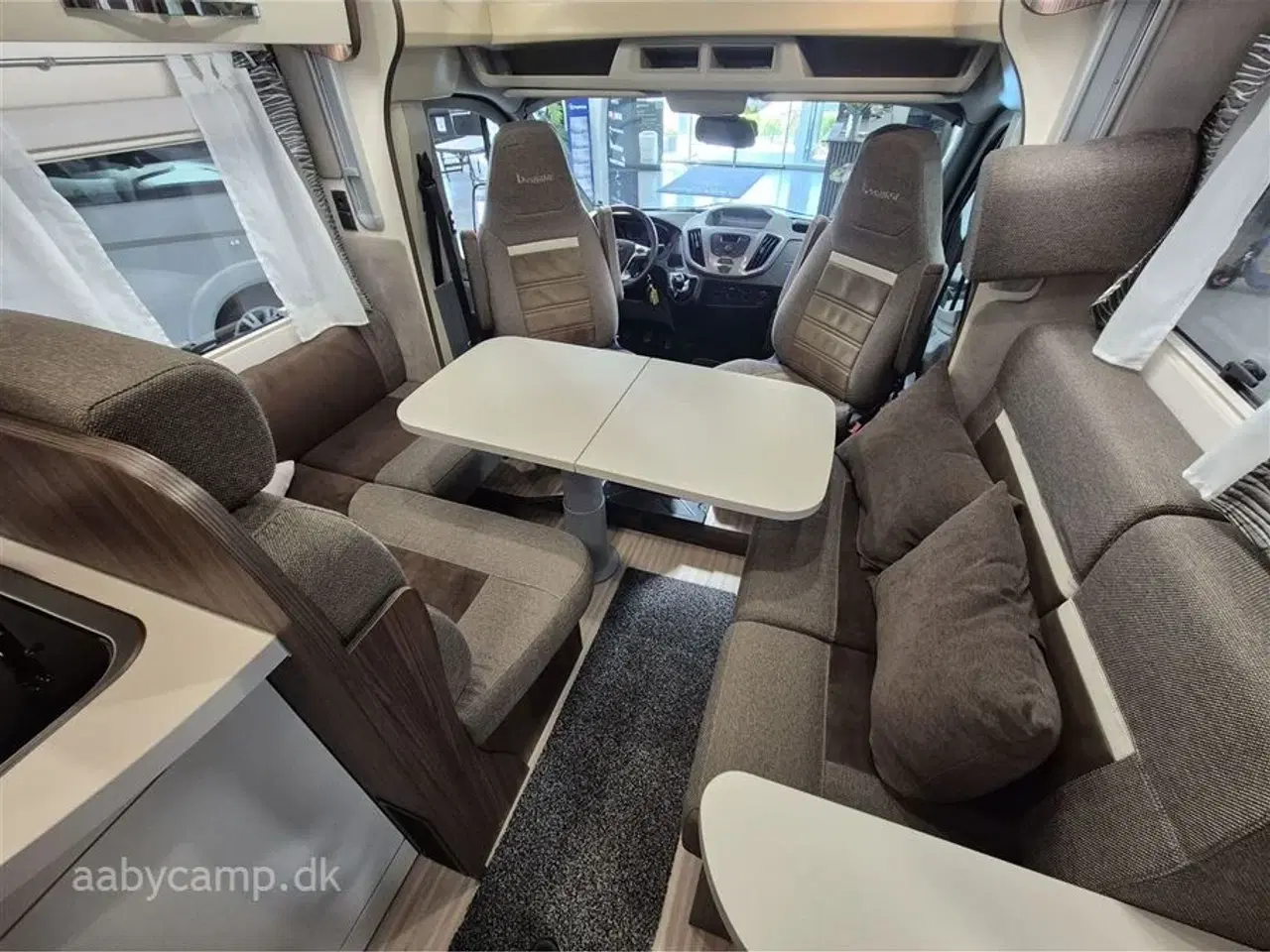 Billede 7 - 2019 - Benimar Tessoro T463   Nk Pakke. markise. solceller. 2x 95 Ah Agm. batterier. cykelstativ. gas alarm. Kun 38,000 Km!!!