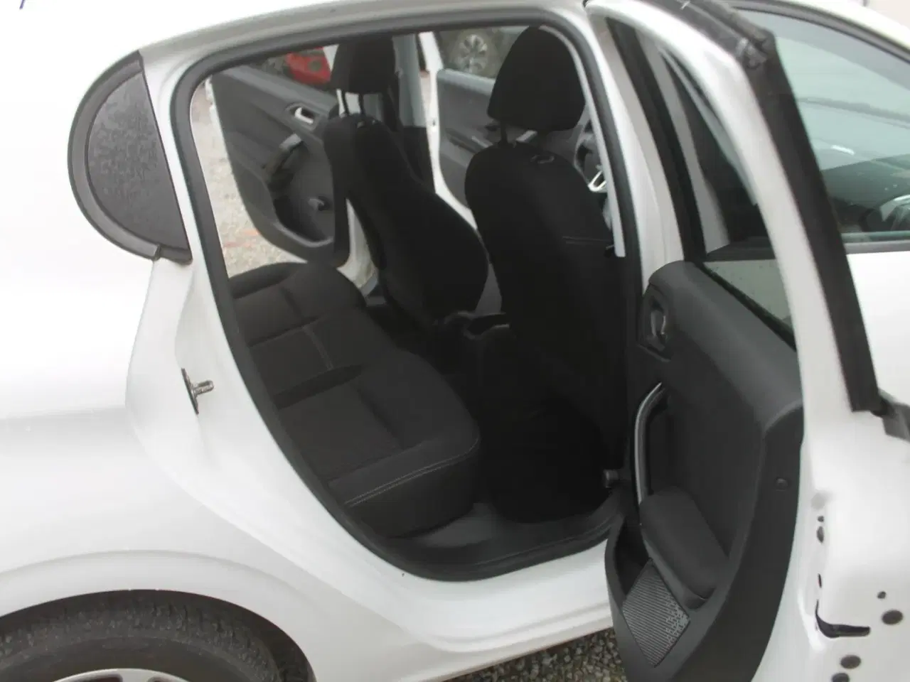 Billede 8 - Peugeot 208 1,6 e-HDi 92 Style