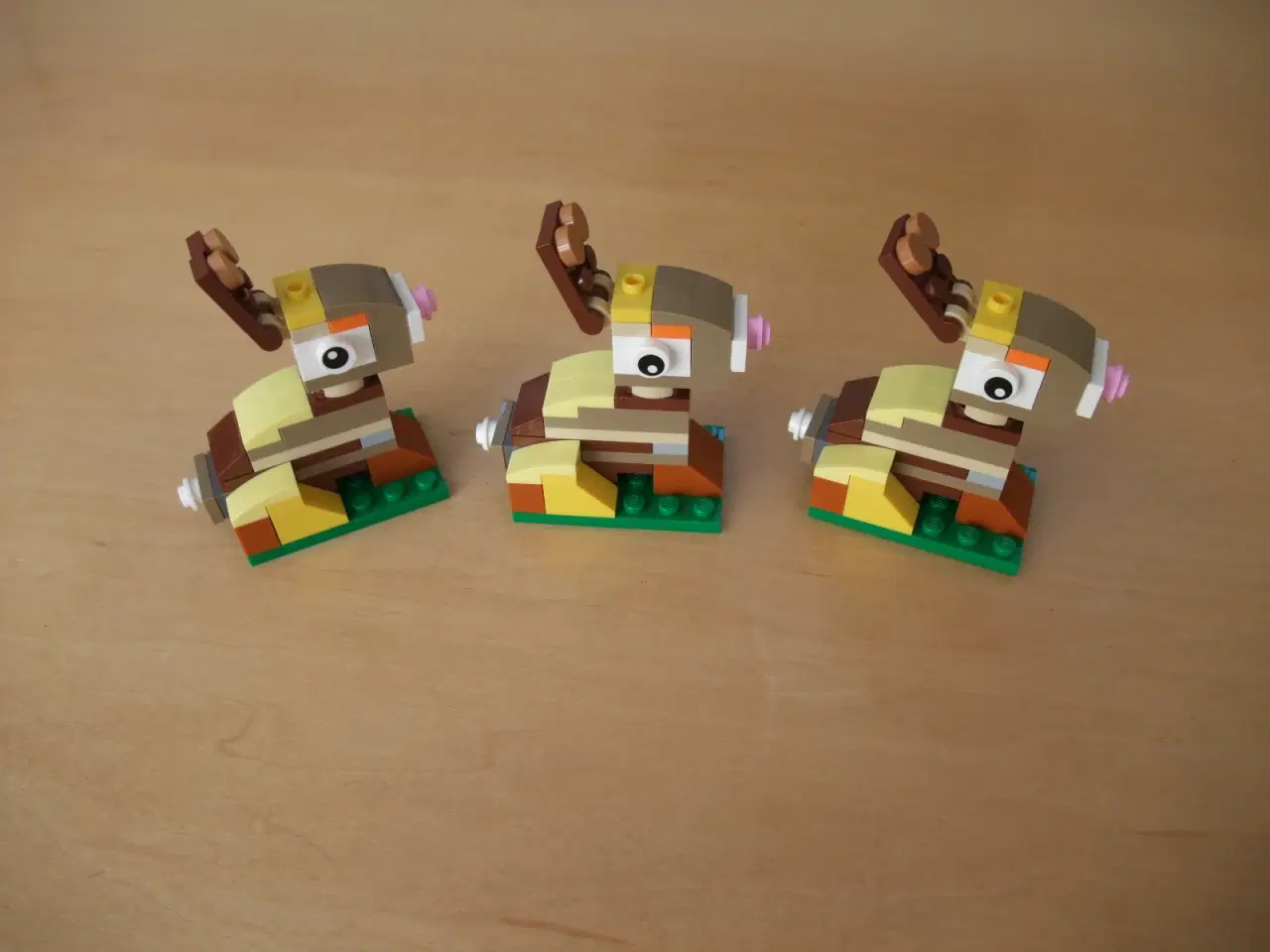 Billede 1 - Lego PåskeHarer 