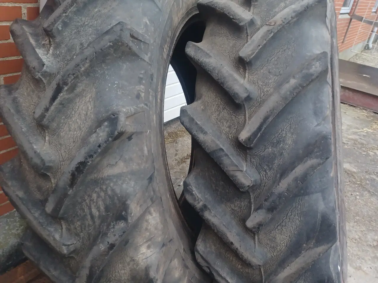 Billede 1 - 18.4-38 Dunlop 2 stk