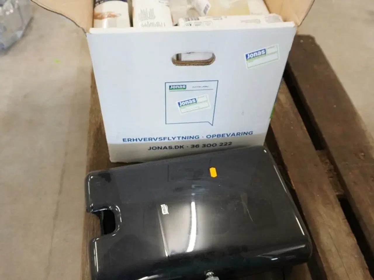 Billede 1 - Sæbe-& Servietdispenser TORK