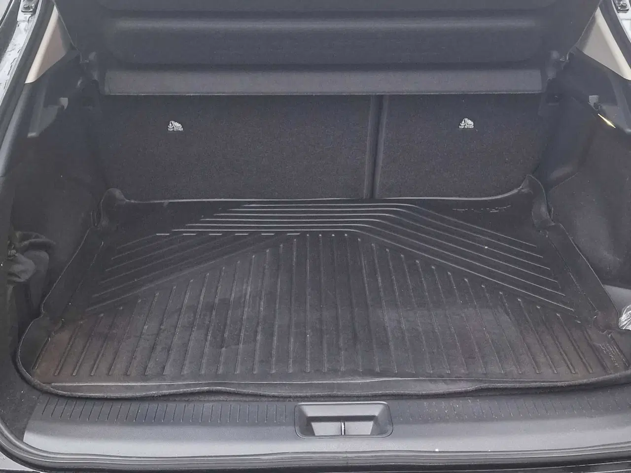 Billede 8 - Nissan Ariya måtter. 