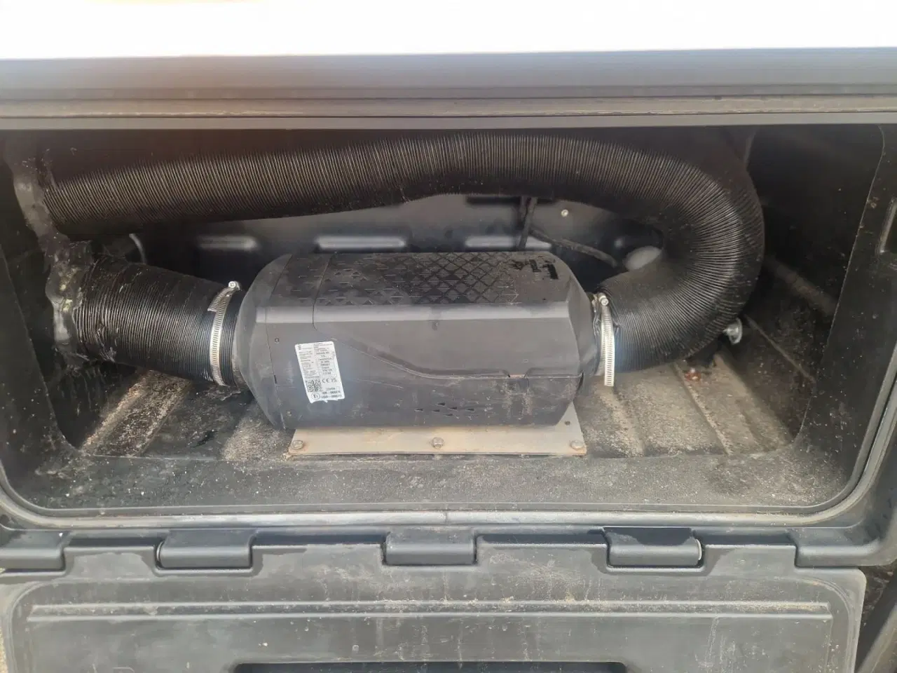 Billede 10 - Iveco Daily 3,0 35S18 4100mm Box m/lift AG8