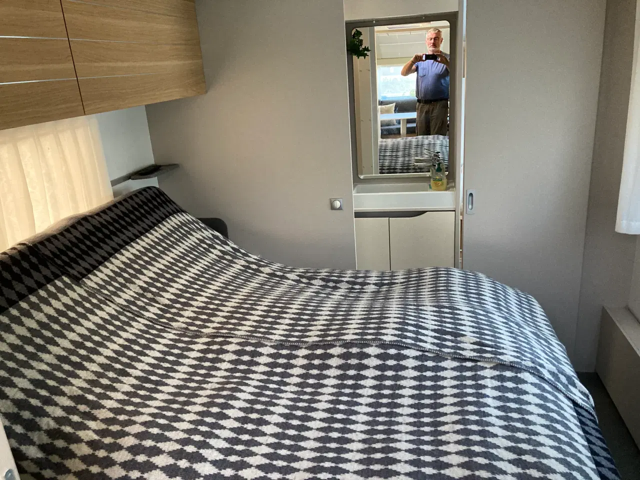 Billede 2 - Campingvogn med fortelt