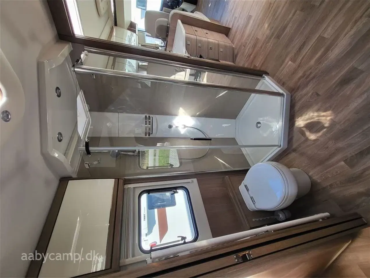 Billede 11 - 2025 - Morelo Palace 90 M   Autocamper på 1 Klasse