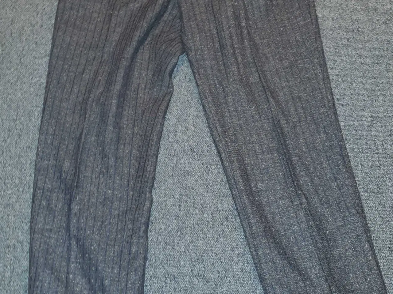 Billede 1 - Fin bukser  str C54, incl pakkelev 