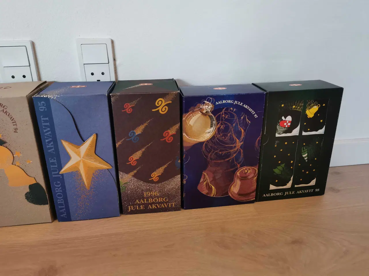 Billede 1 - Juleakvavit alle fulde/uåbnet og intakte