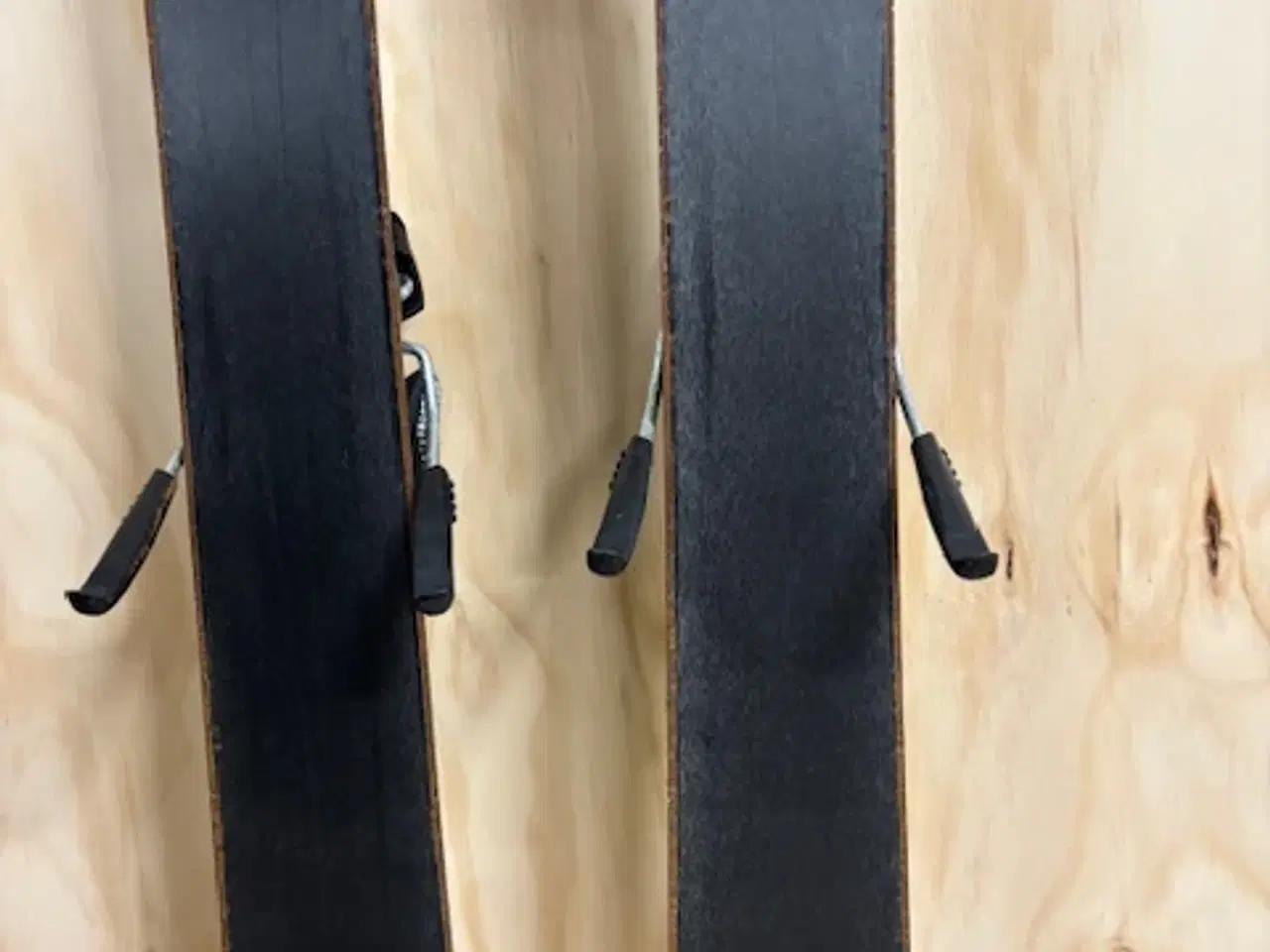 Billede 5 - Carving ski med stave