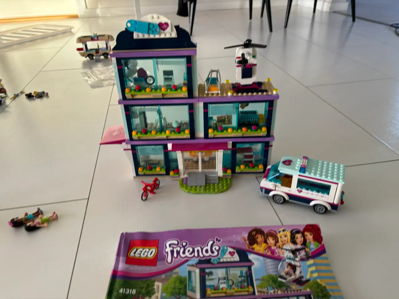 Billede 1 - Forskelligt Lego friends - sælges helst samlet