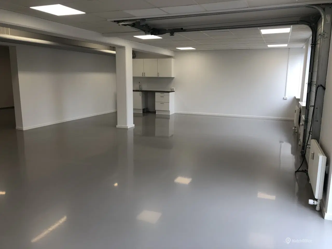 Billede 3 - Flot og lyst lager og kontorlejemål i Glostrup.