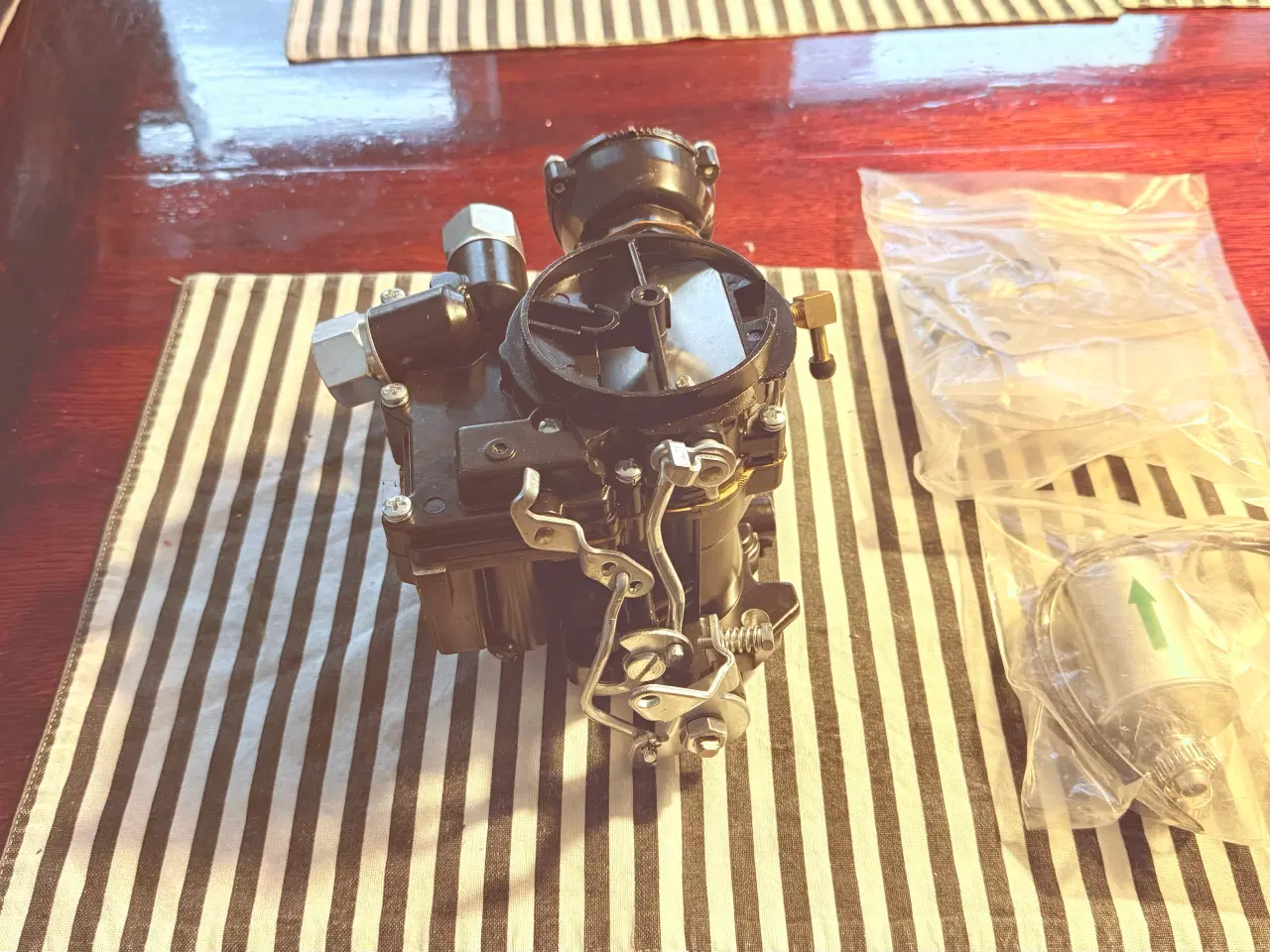 Billede 2 - Mercruiser kaburator 3,0 Ny 