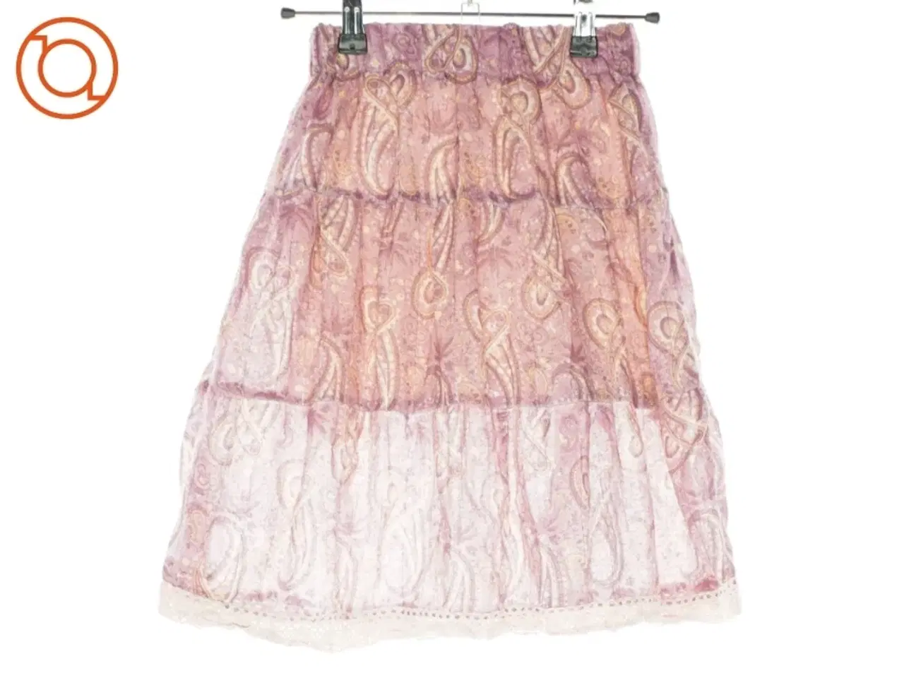 Billede 1 - Nederdel (str. 128 cm)