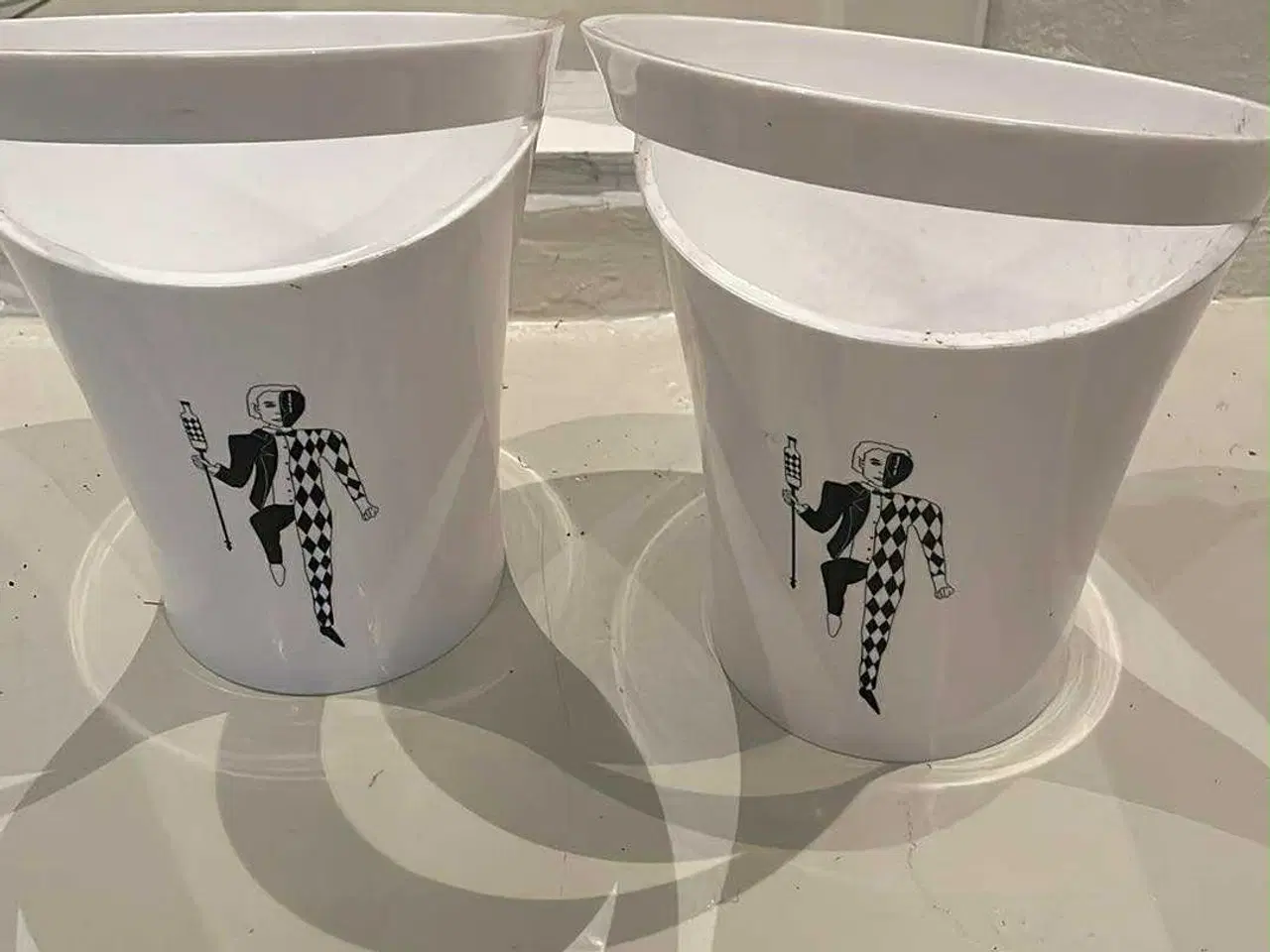 Billede 2 - Forskellige bowler til alkohol kig billeder. Byyyd