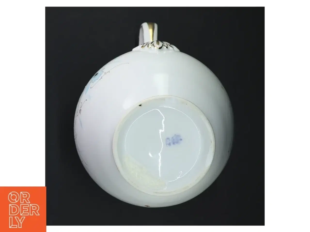 Billede 2 - Porcelænskande med gulddekoration (str. H. 26 cm)