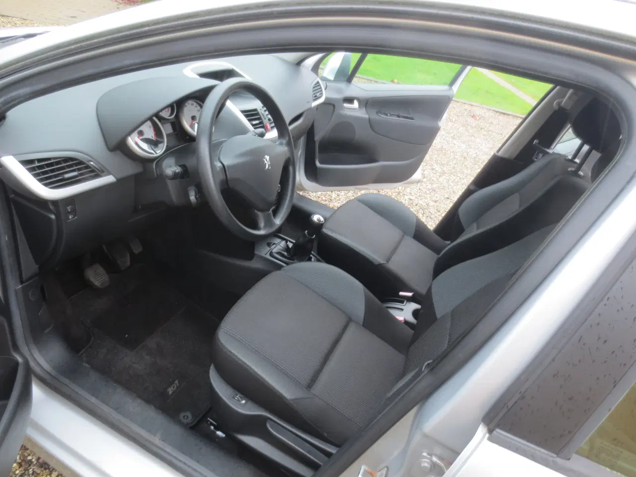 Billede 15 - Peugeot 207 1.6 HDi Km 152. Uden syn.