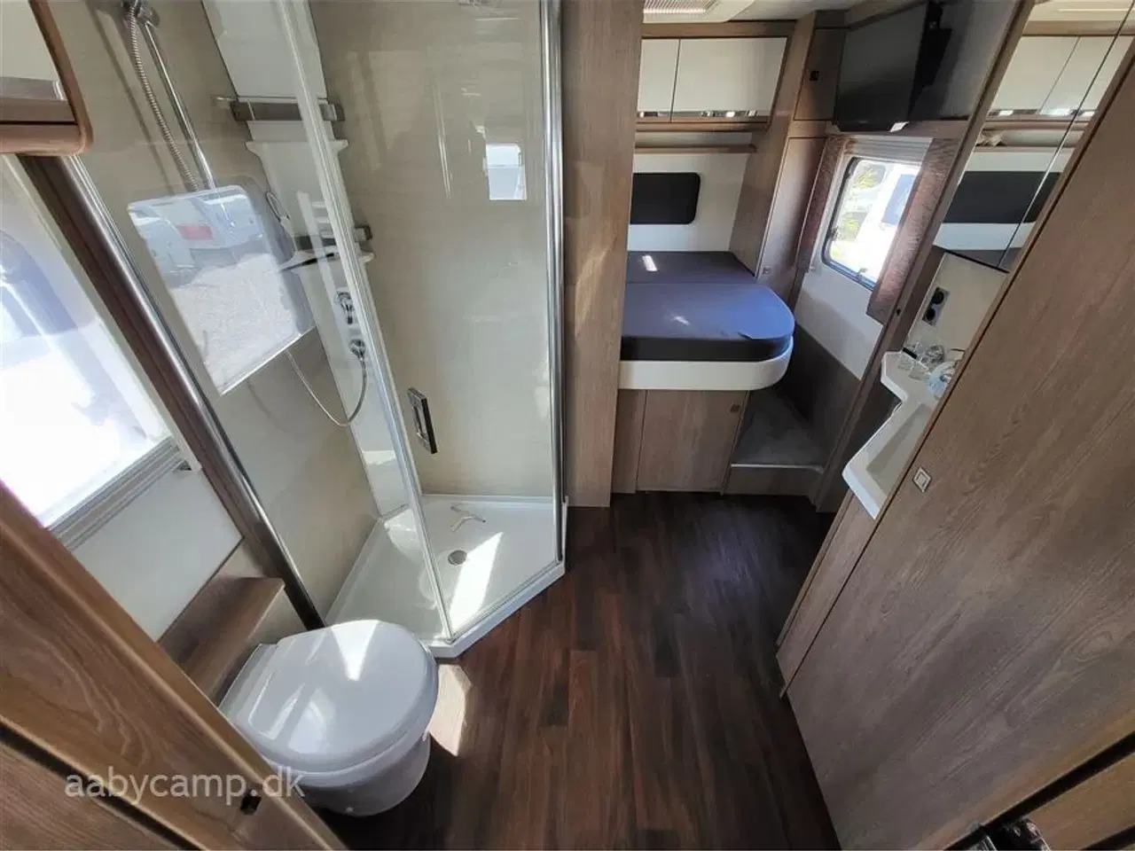 Billede 12 - 2021 - Morelo Loft Liner 82 FB   Top udstyret Loft Liner