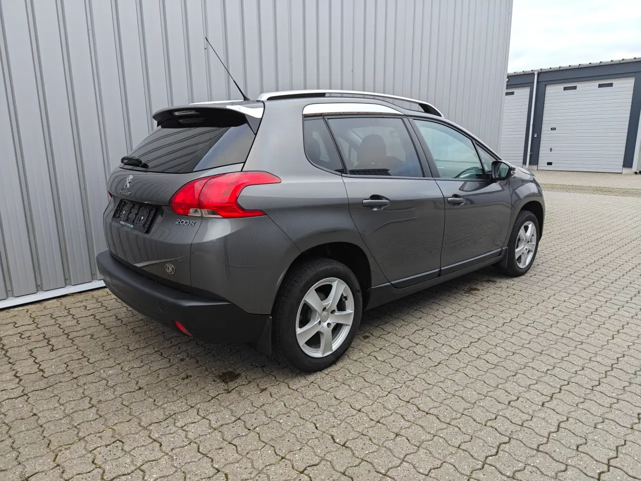Billede 4 - 2015 Peugeot 2008 1,2 VTi 82 Active Sky 5d