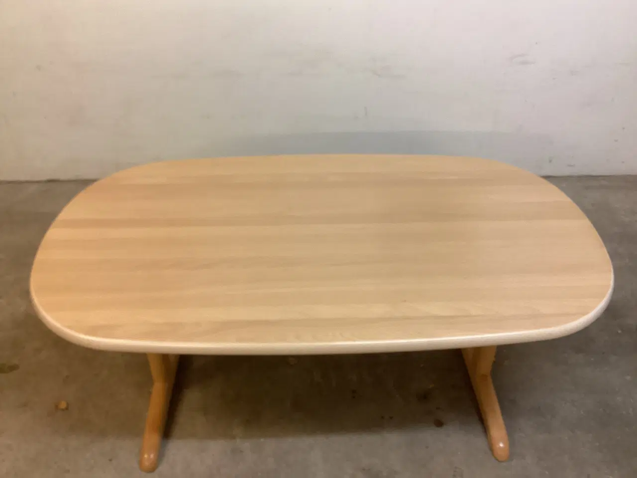 Billede 2 - Sofa bord i massiv bøg