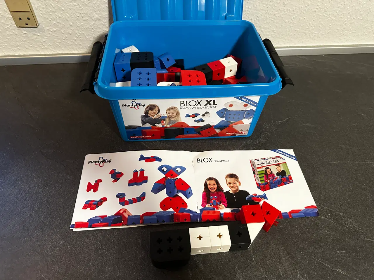 Billede 1 - Blandet børne lot, Cocomelon, Blox, Spil mm.