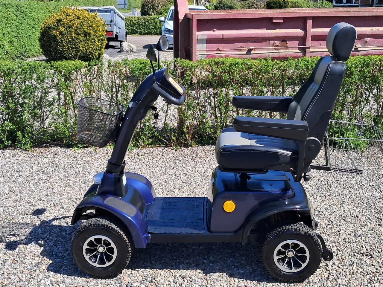 Billede 3 - 4-hjulet elscooter med nye batterier 