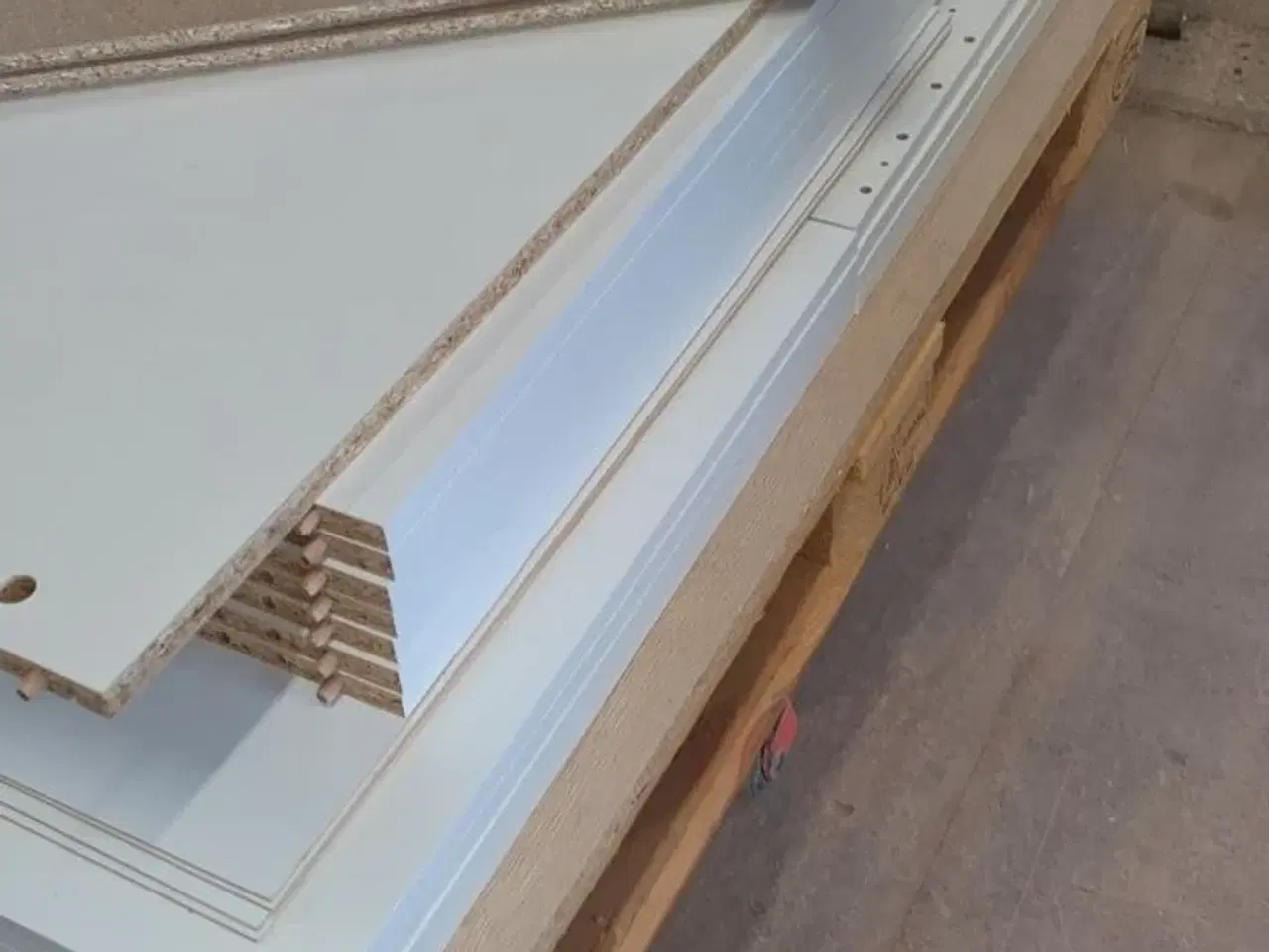 Billede 2 - 4 stk. usamlet underskabe H: 70,4 x B: 80 x D: 58,1