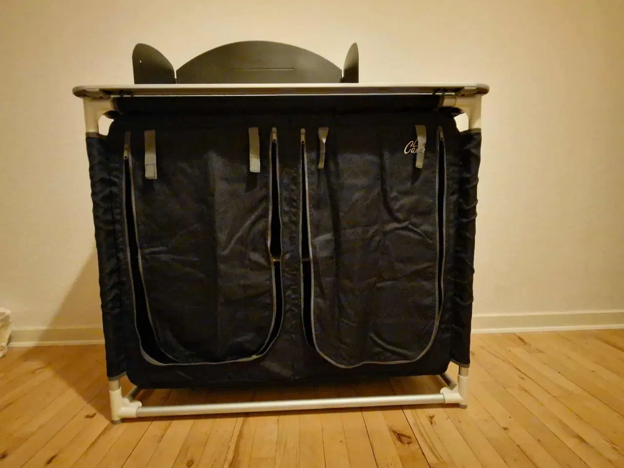 Billede 2 - Camping opbevaring 