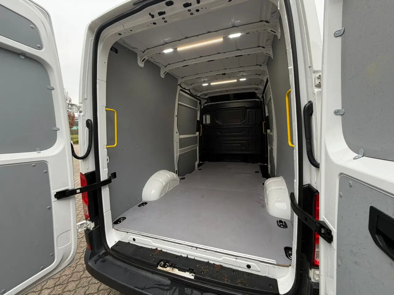 Billede 4 - MAN TGE 3.160 A8 L3H3, Kassevogn