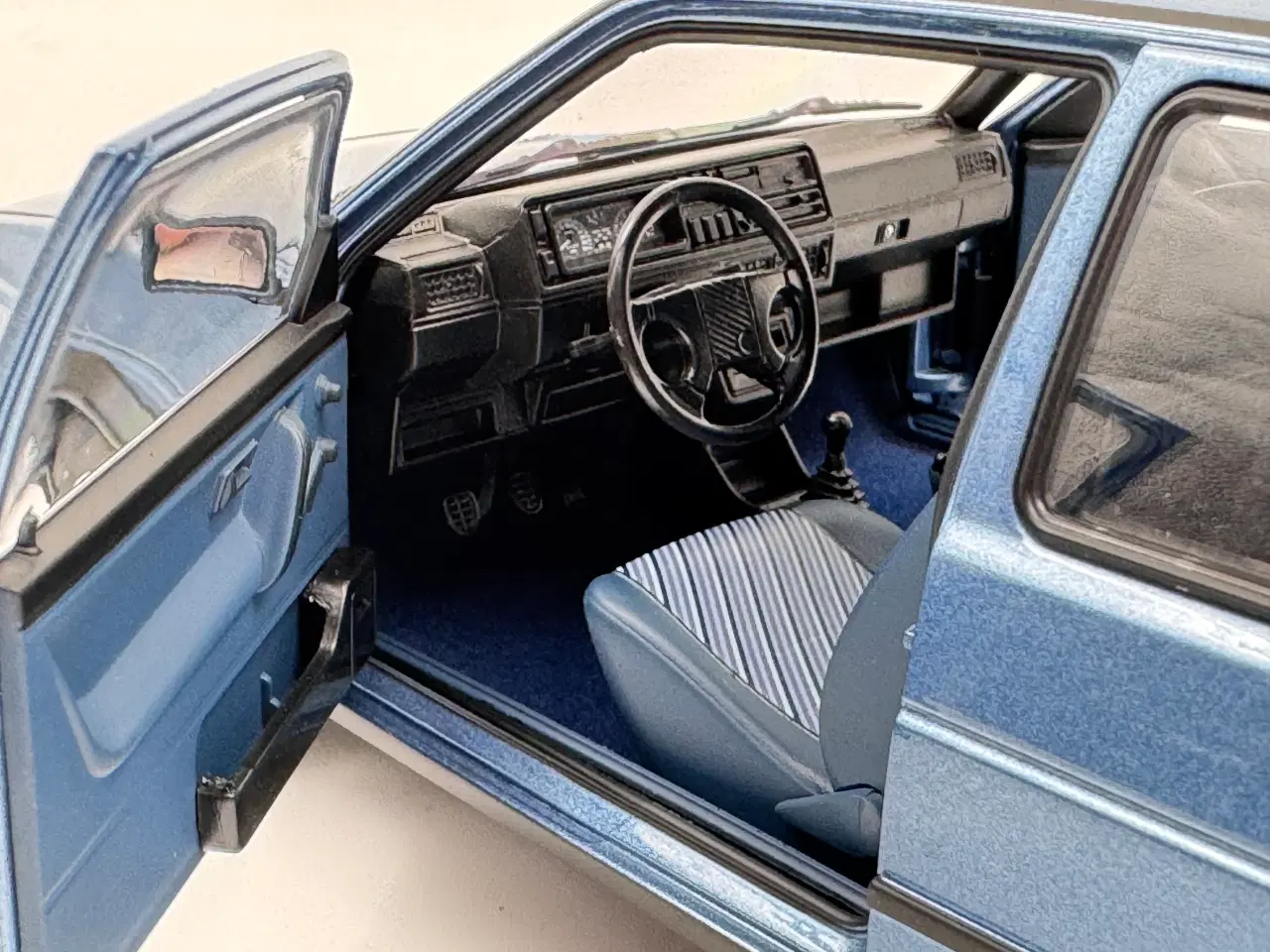 Billede 8 - 1988 VW Golf II 10 Millionen - 1:18 