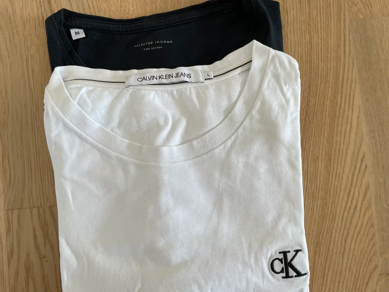 Billede 2 - Calvin Klein og Selected Homme T-Shirts