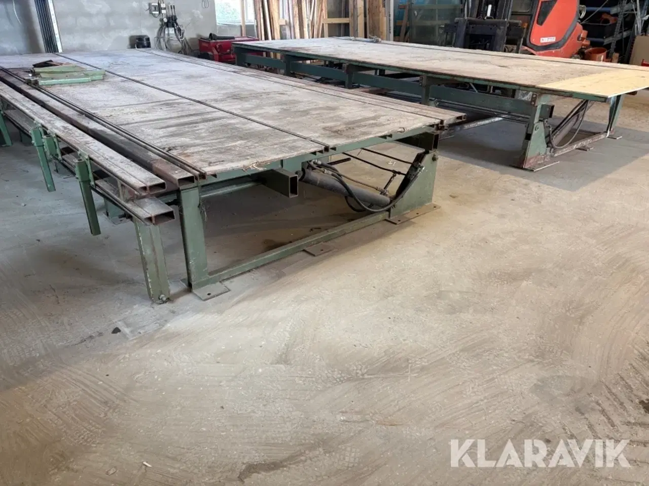 Billede 3 - Vendeborde med hydraulik station 2 borde.