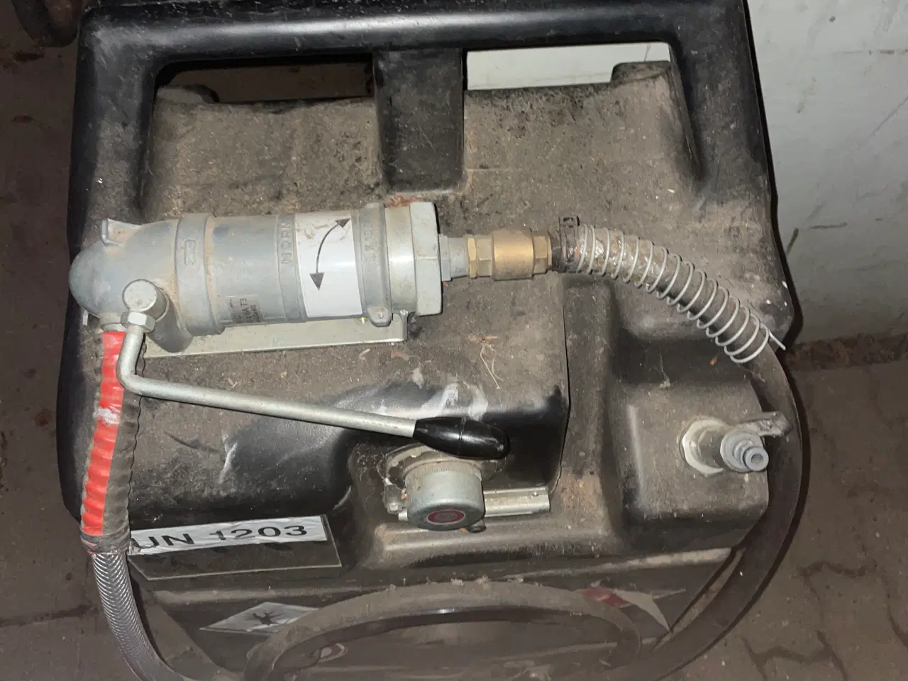 Billede 2 - benzintankanlæg