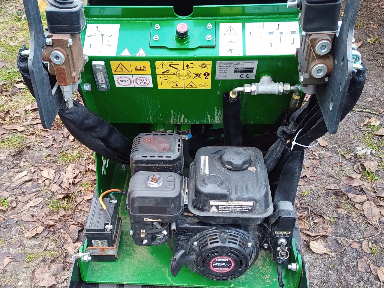 Billede 3 - Motorbør med larvefødder