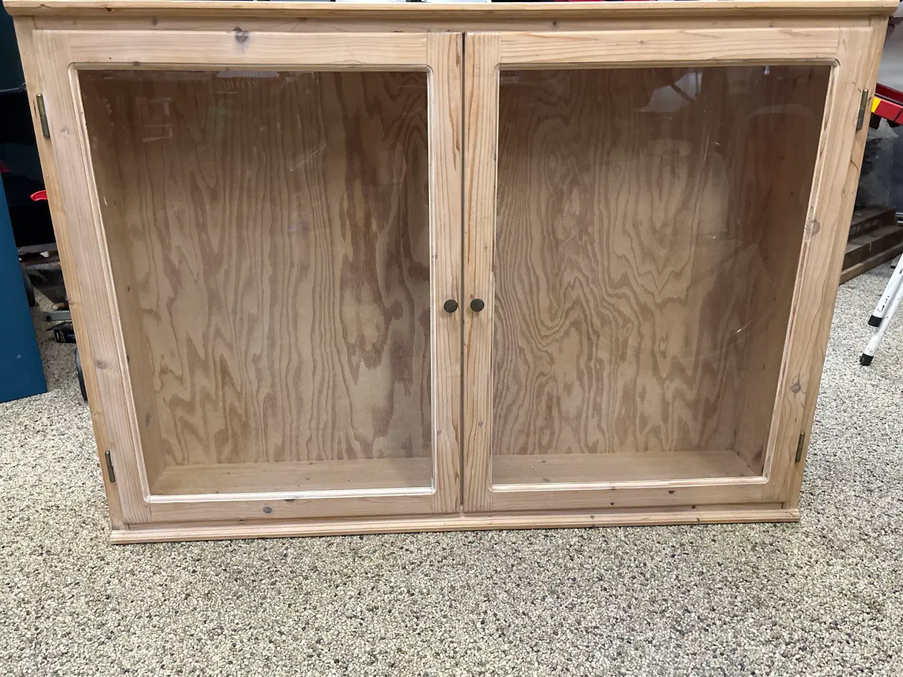 Billede 1 - Vetrineskab