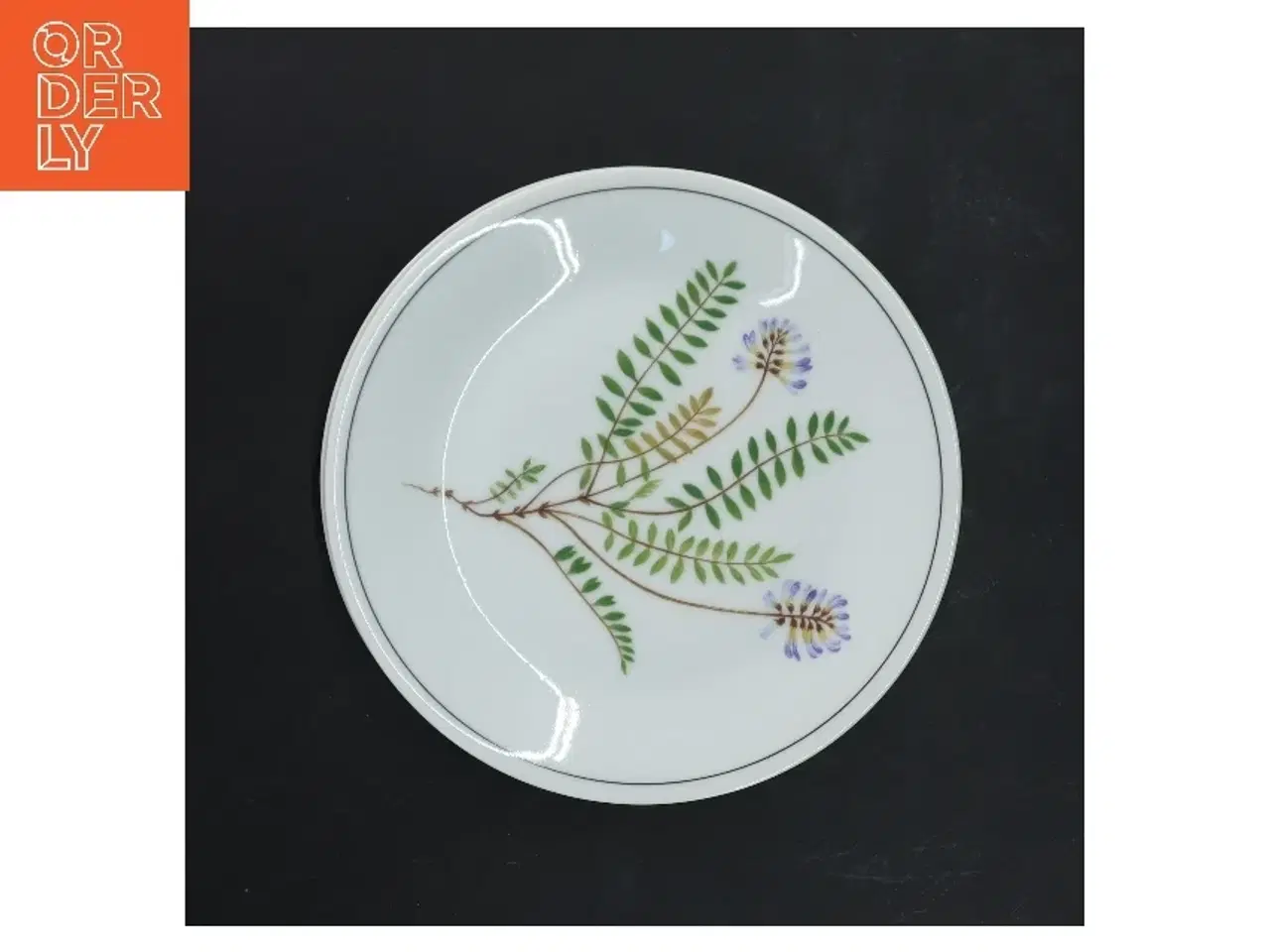 Billede 2 - Tallerken med blomstermotiv fra Tirschenreuth (str. Ø 17 cm)