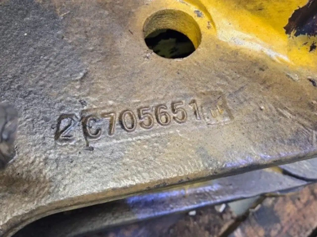 Billede 5 - New Holland LB110 Beslag 85803623