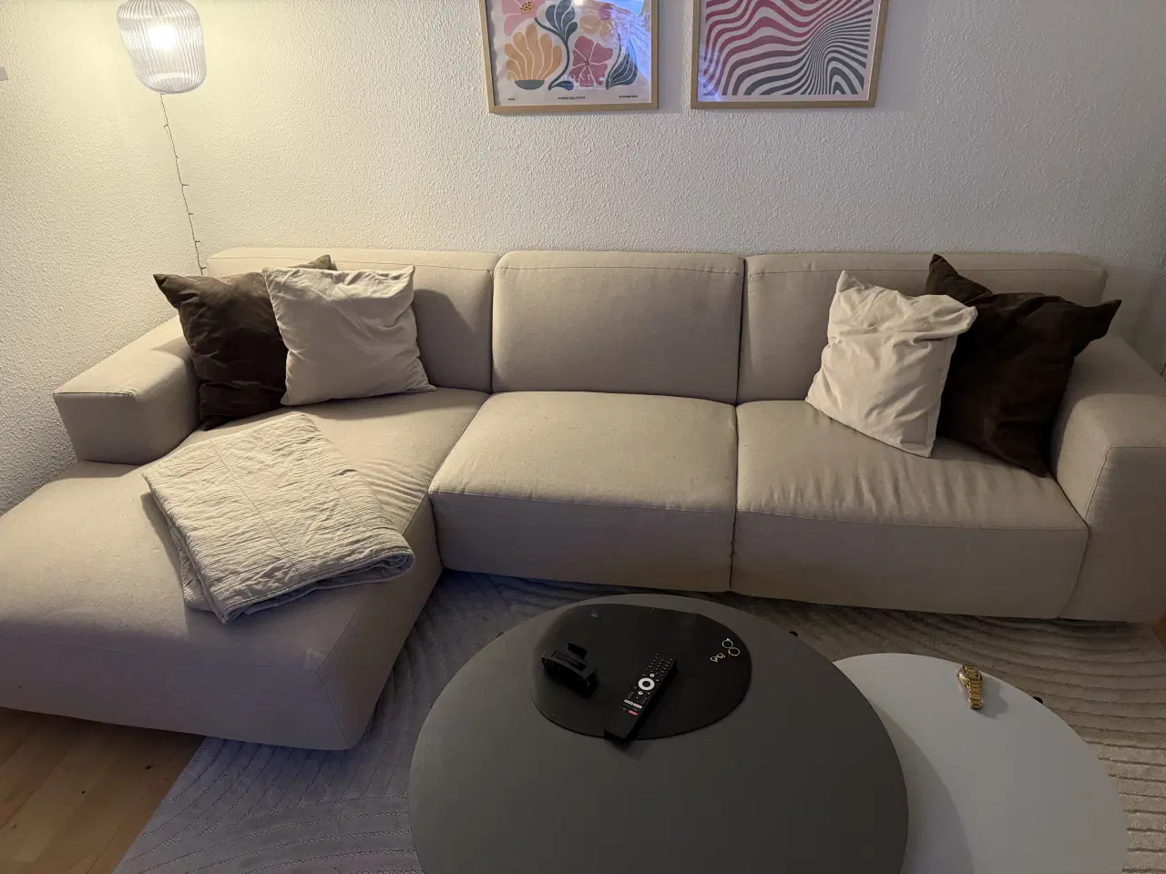Billede 3 - Beige sofa med chaiselong