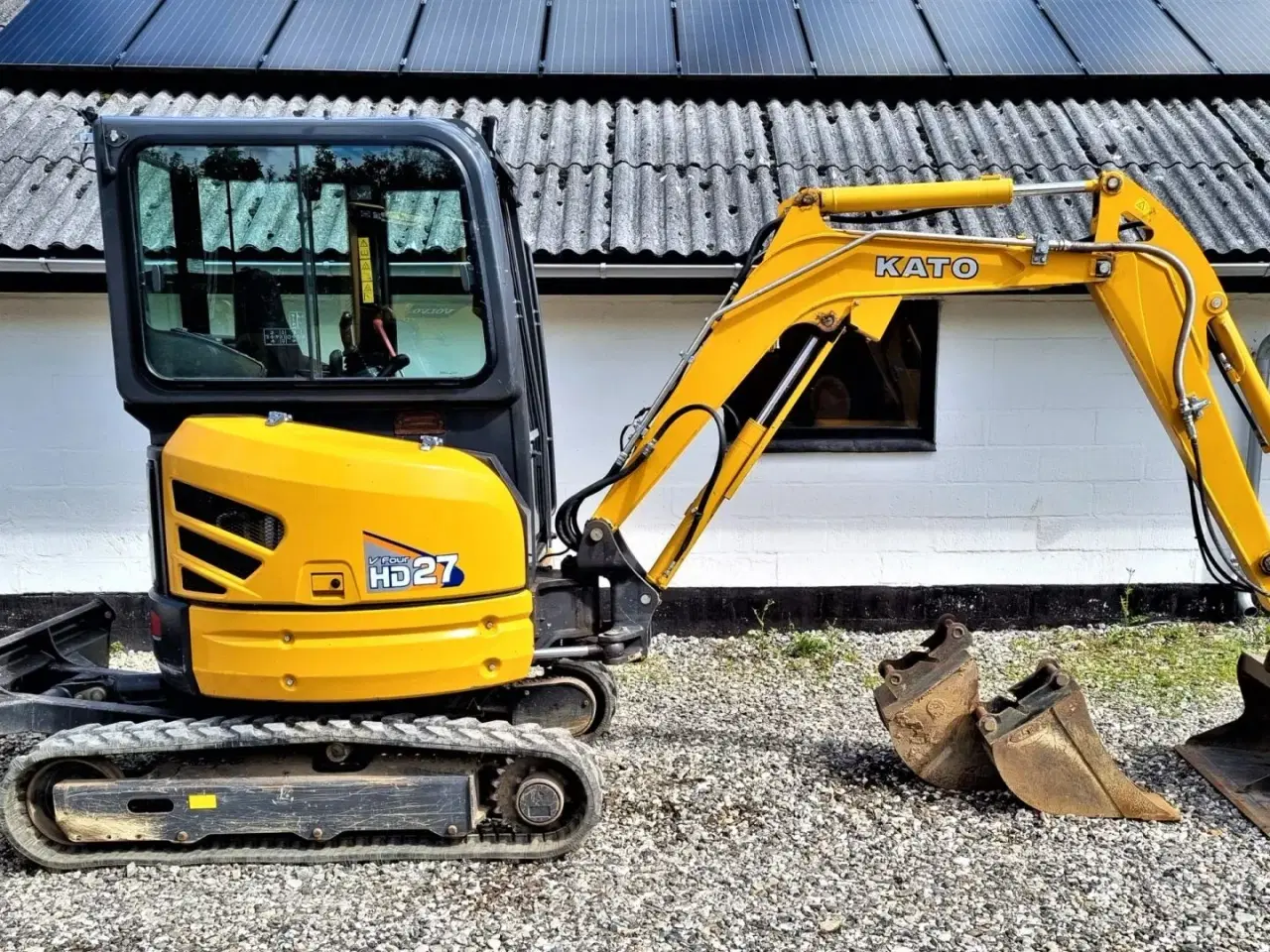 Billede 1 - KATO - IHI 27 V4 / kun 1000 timer / Tiltman og skovlsæt / årg. 2019