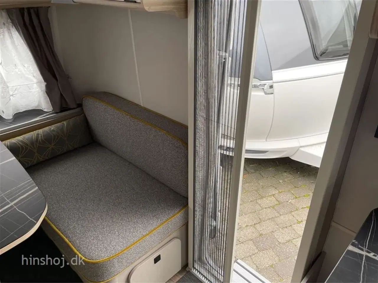 Billede 19 - 2023 - Eriba Touring 530 Urban   Super smart hævetagsvogn fra Hinshøj Caravan