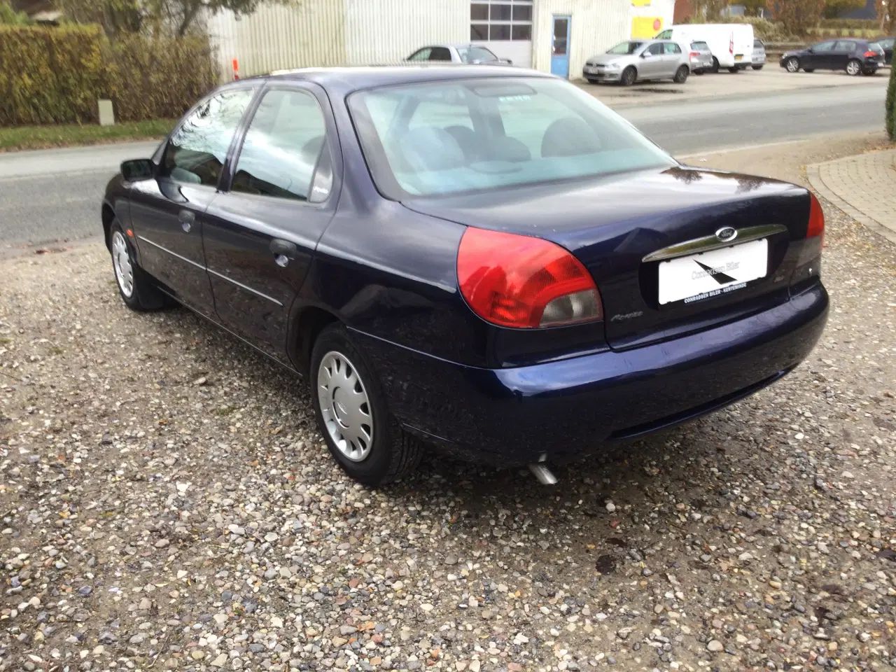 Billede 12 - Næsten som ny bil