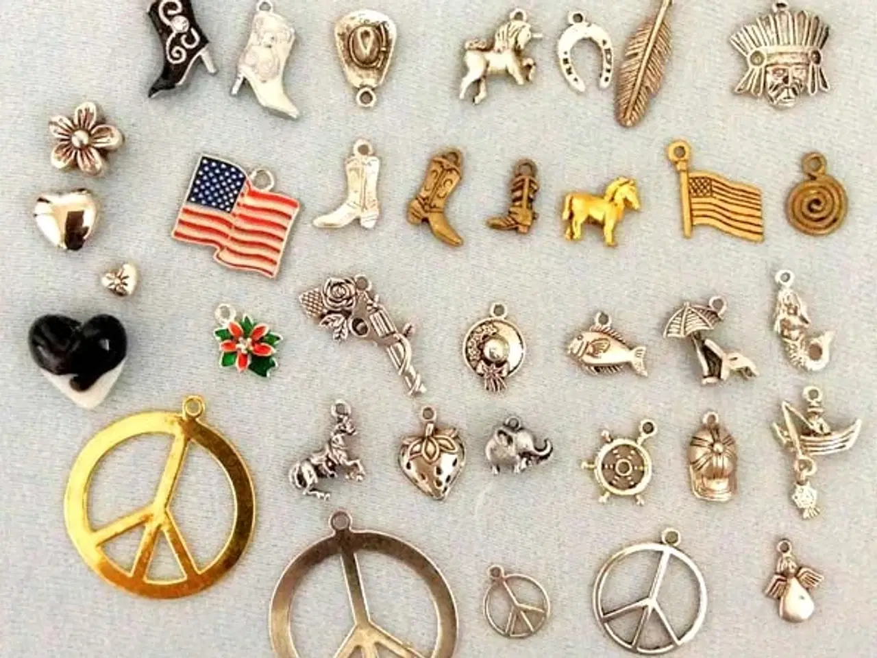 Billede 9 - Charm med indianer. Indfødt amerikaner.