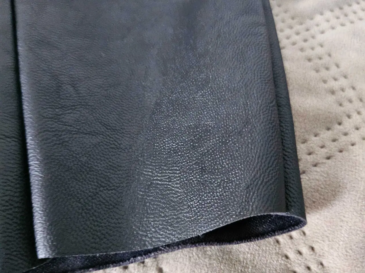 Billede 2 - Læderlook leggings fra ASOS 