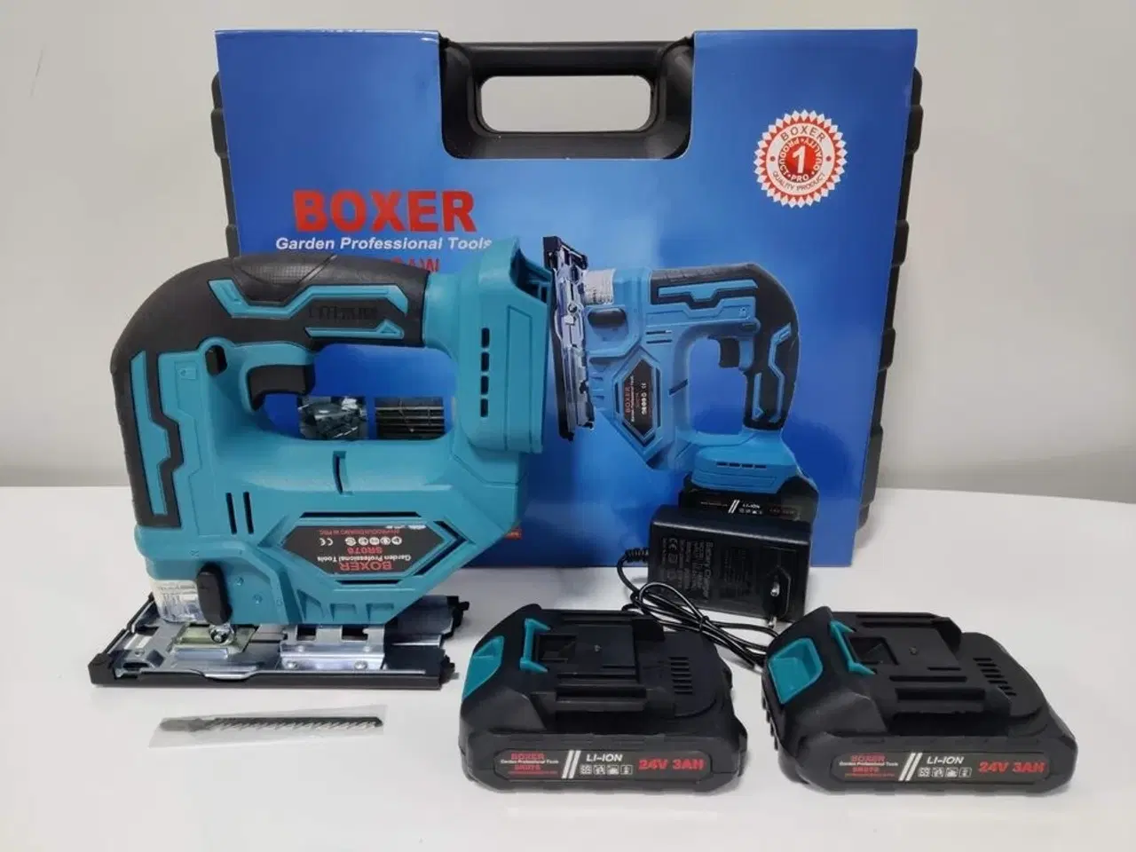 Billede 1 - Stiksav med 2 stk. 24V, 3Ah batterier.