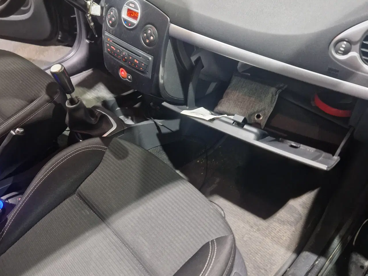 Billede 16 - Renault clio 2012 sport tourer 1,5 dci