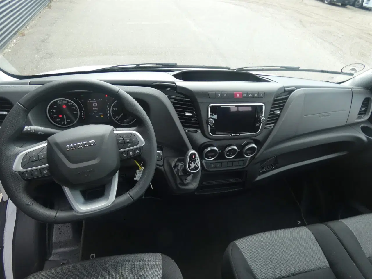 Billede 6 - Iveco Daily 35S18 4100mm 3,0 D LADVOGN 180HK Ladv./Chas. Aut.