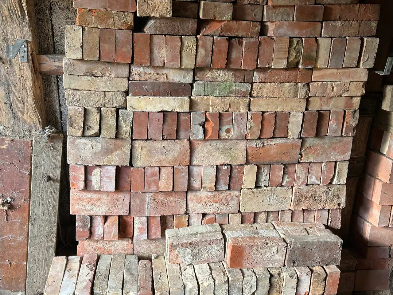 Billede 1 - Gamle mursten