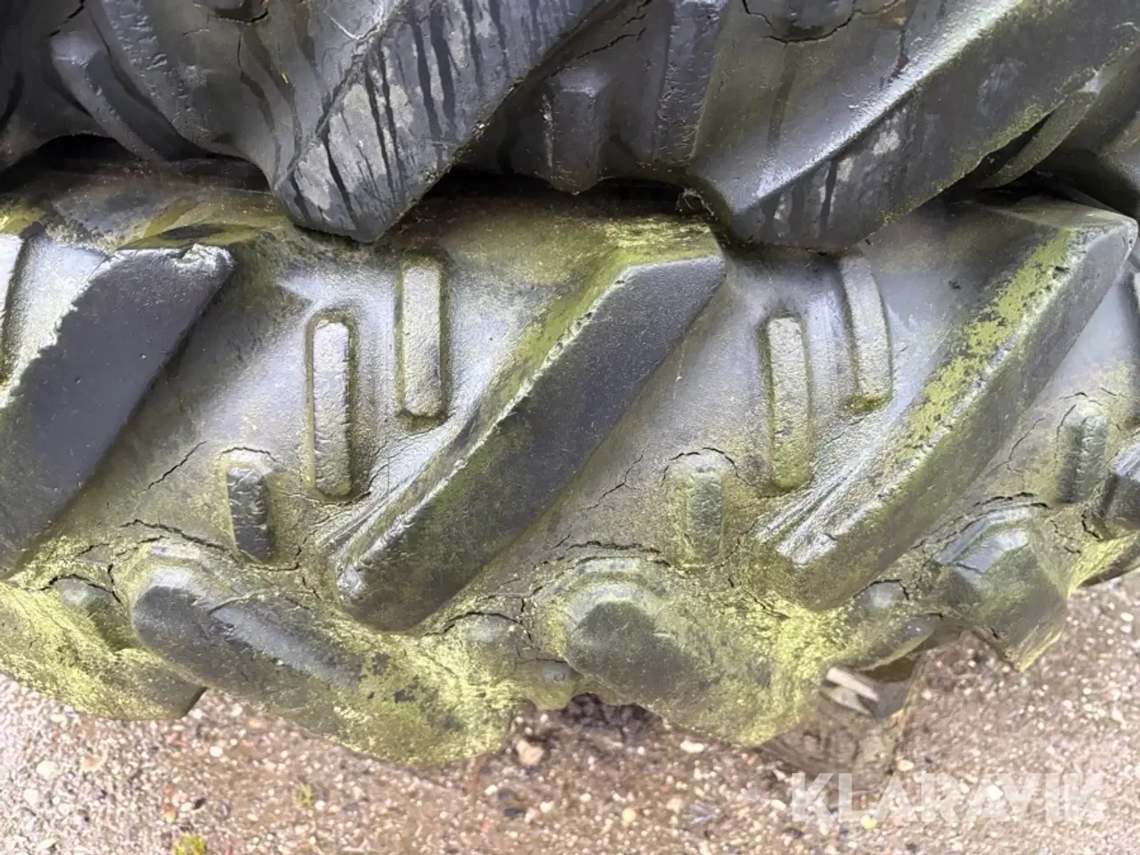 Billede 9 - Landbrugsdæk Kleber 12.4R46 2 styk