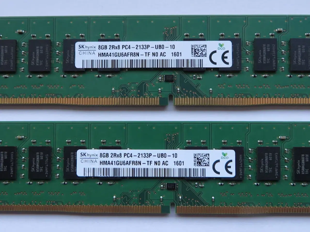 Billede 1 - HYNIX PC4 SDRAM 2*8 GB RAM 288pin