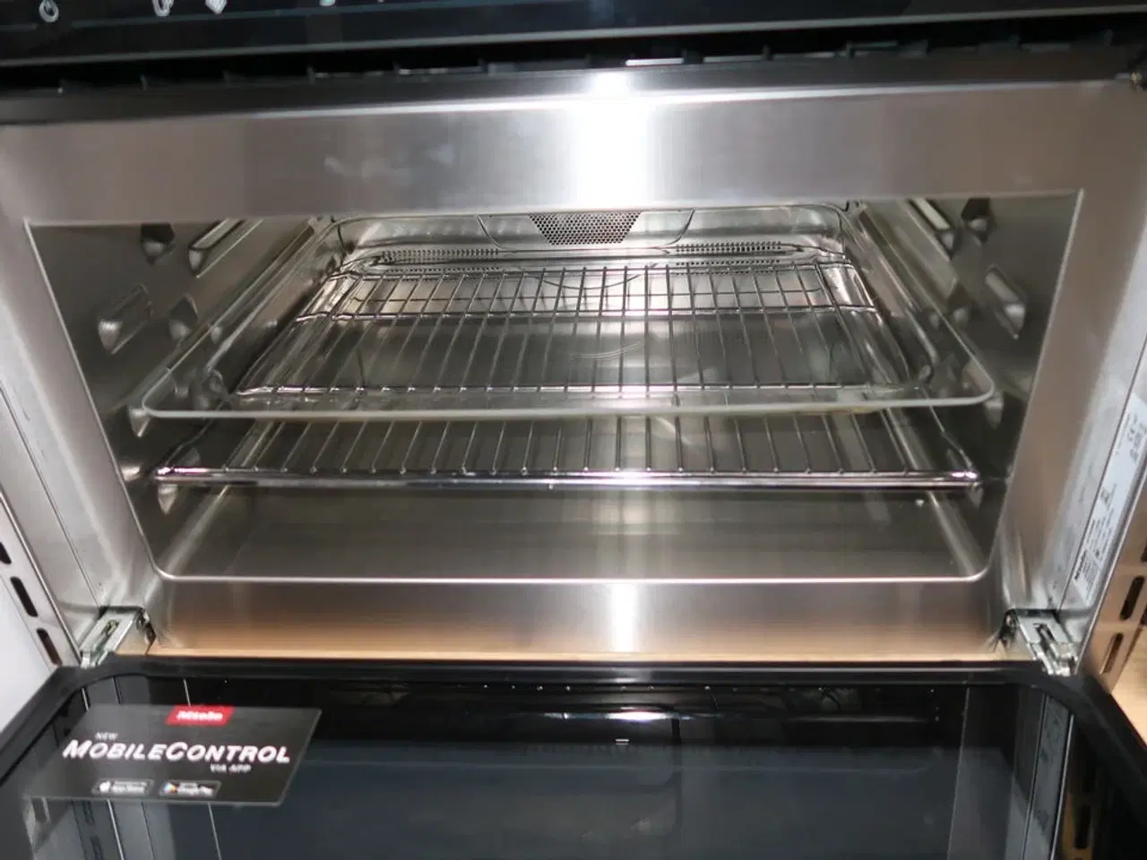 Billede 2 - Mikrobølgeovn MIELE H2740BM