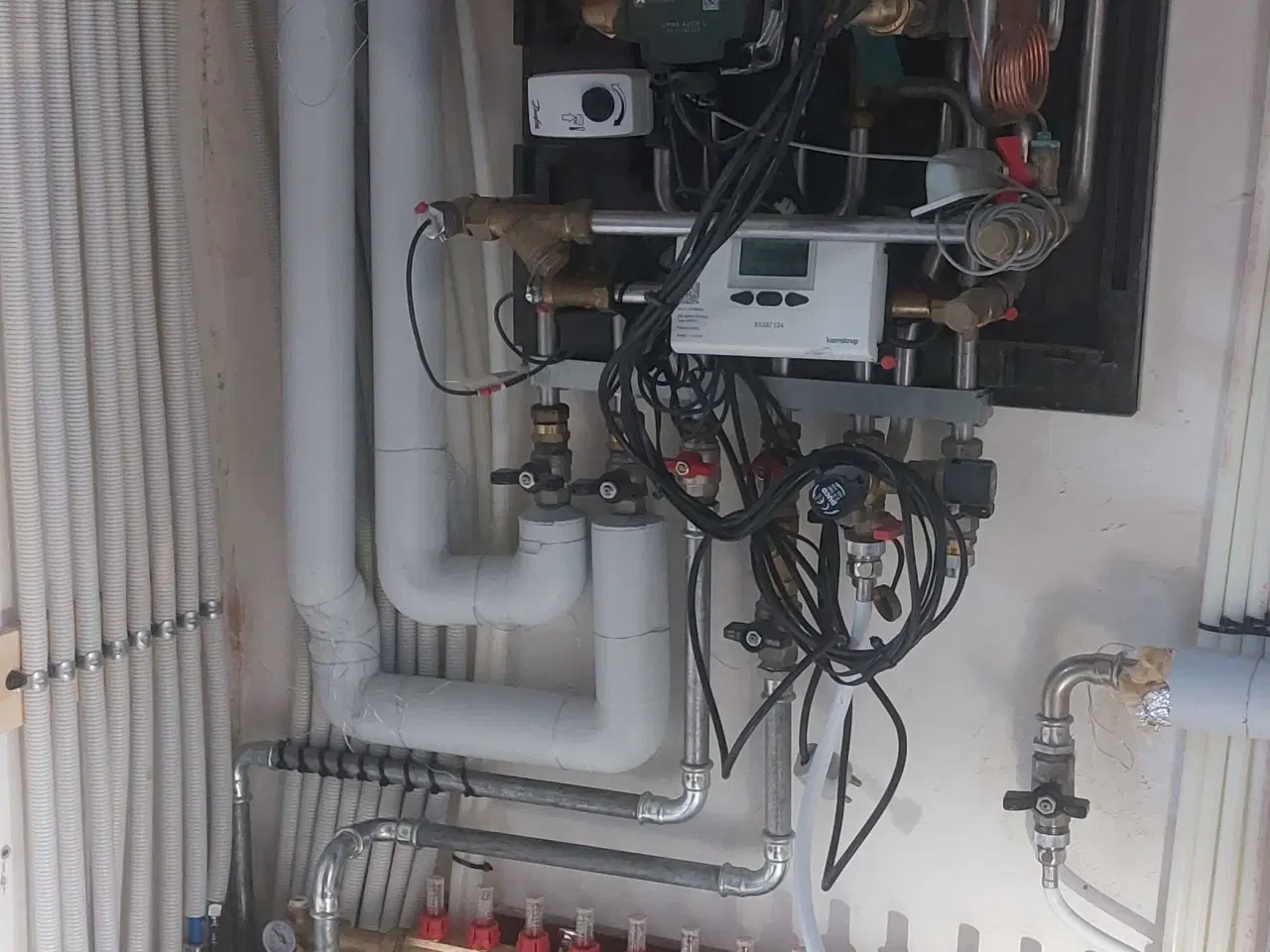 Billede 19 - Håndværkershjælp tømrer murer renovering  bygning 